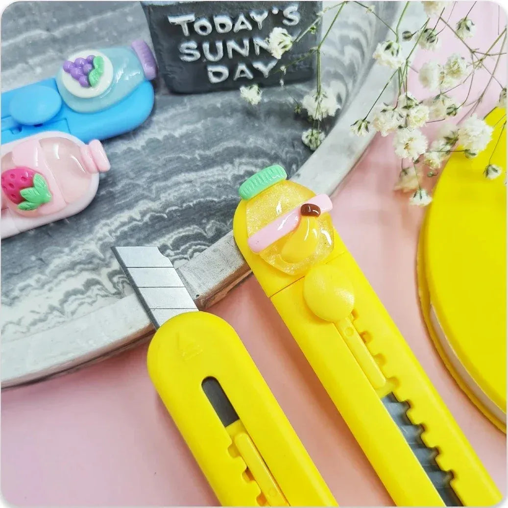 Fruit Themed Retractable Craft Cutter - KawaiWorld