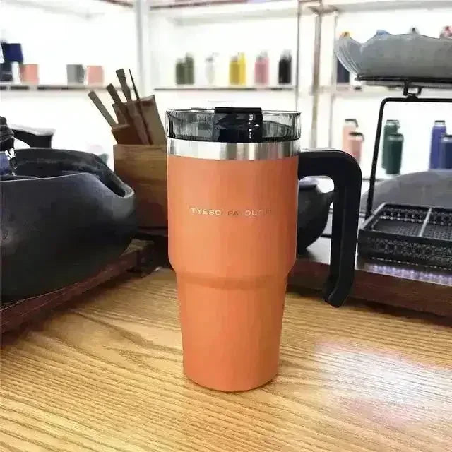 Tyeso Thermal Cup with Handle (20 oz) - Bear Hugs