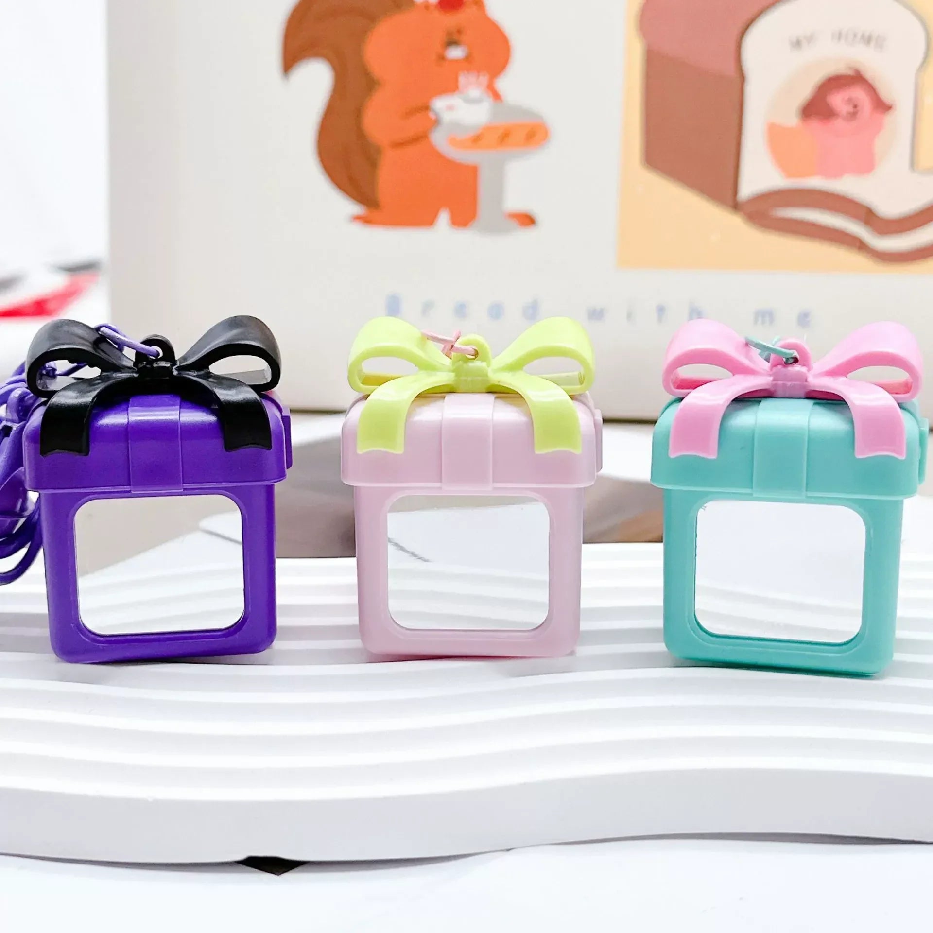 Illuminated Beary Gift Box Keychain - KawaiWorld