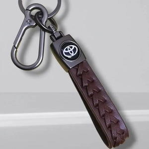 Crafted Elegance Premium Car Keychain - KawaiWorld