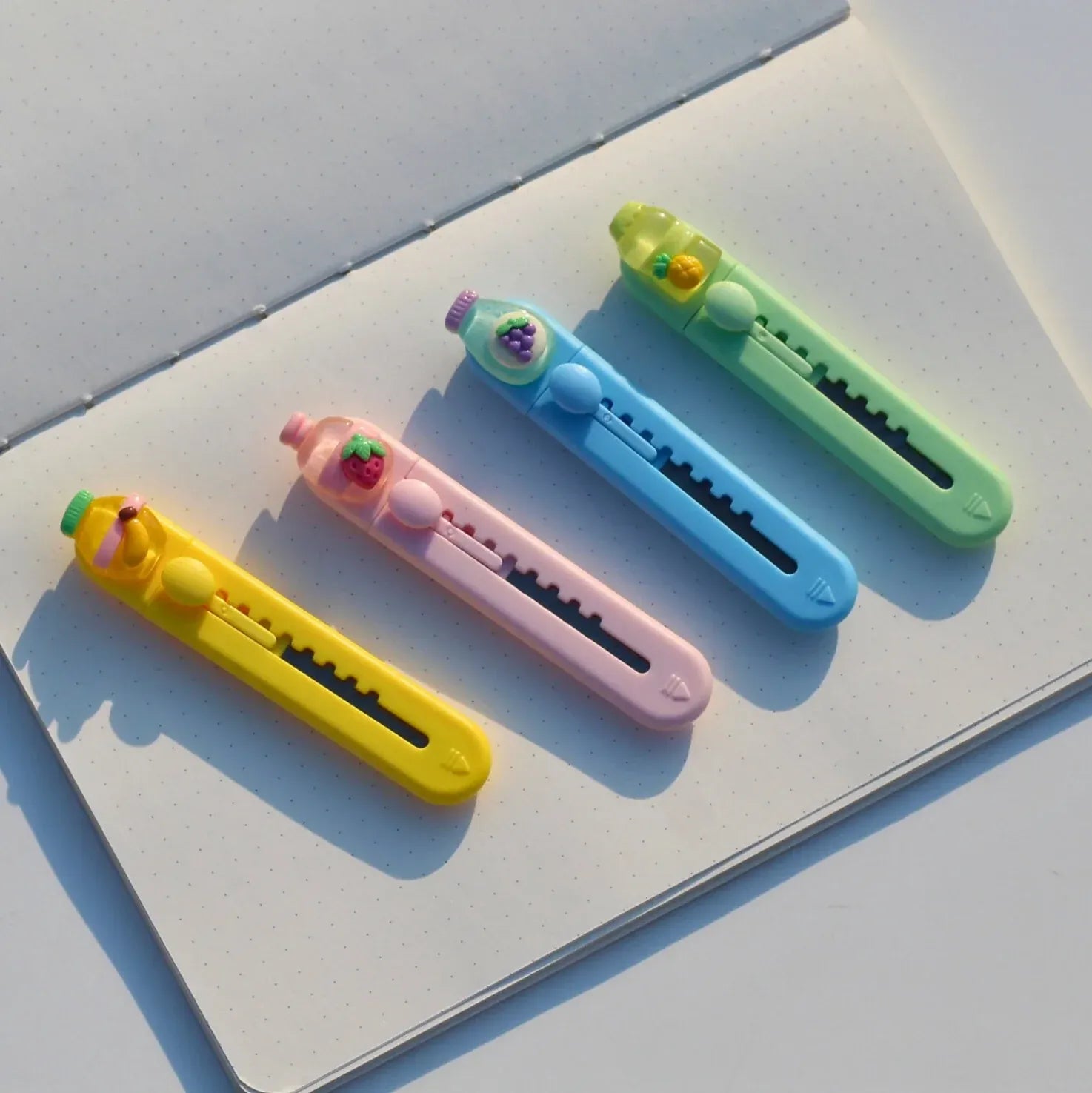 Fruit Themed Retractable Craft Cutter - KawaiWorld