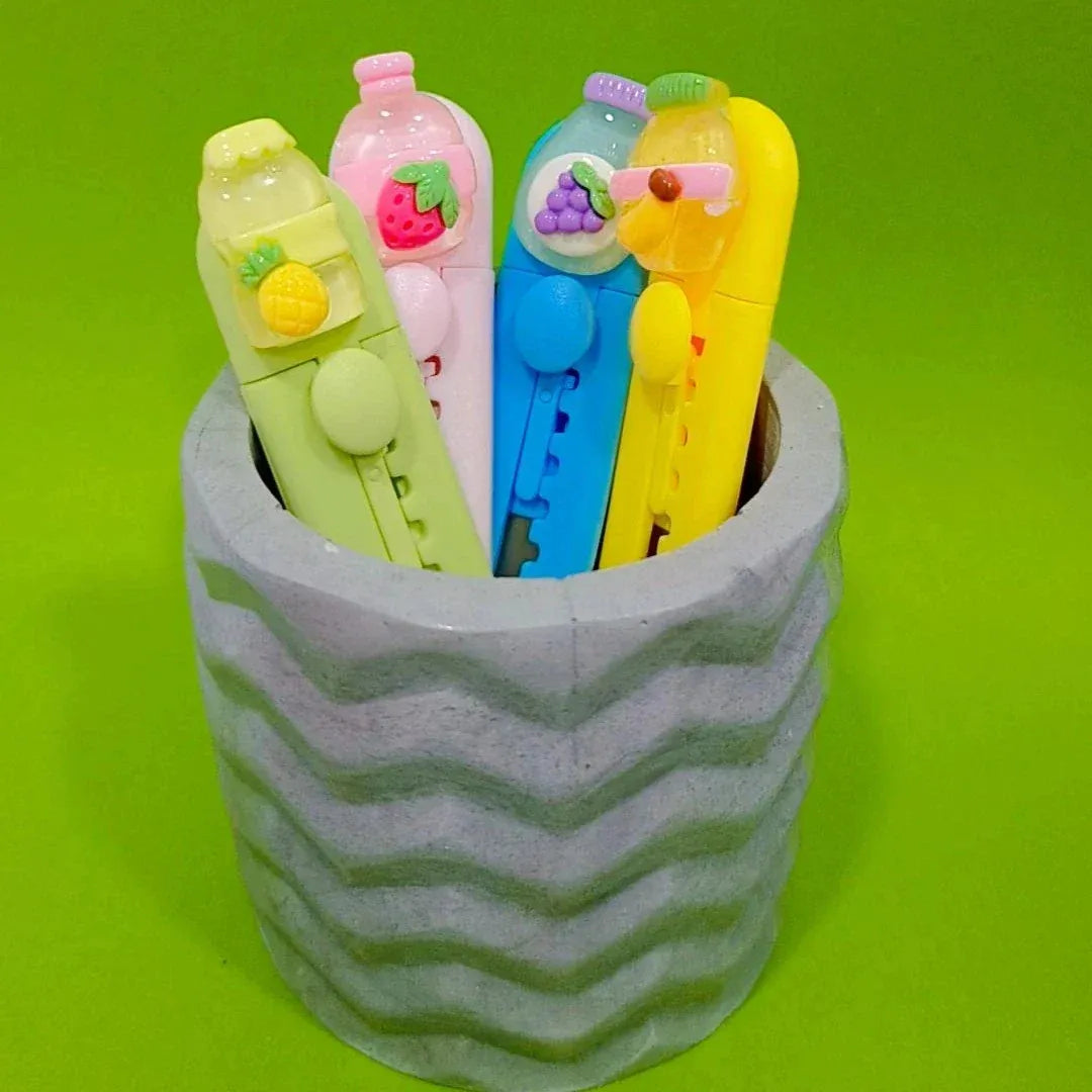 Fruit Themed Retractable Craft Cutter - KawaiWorld
