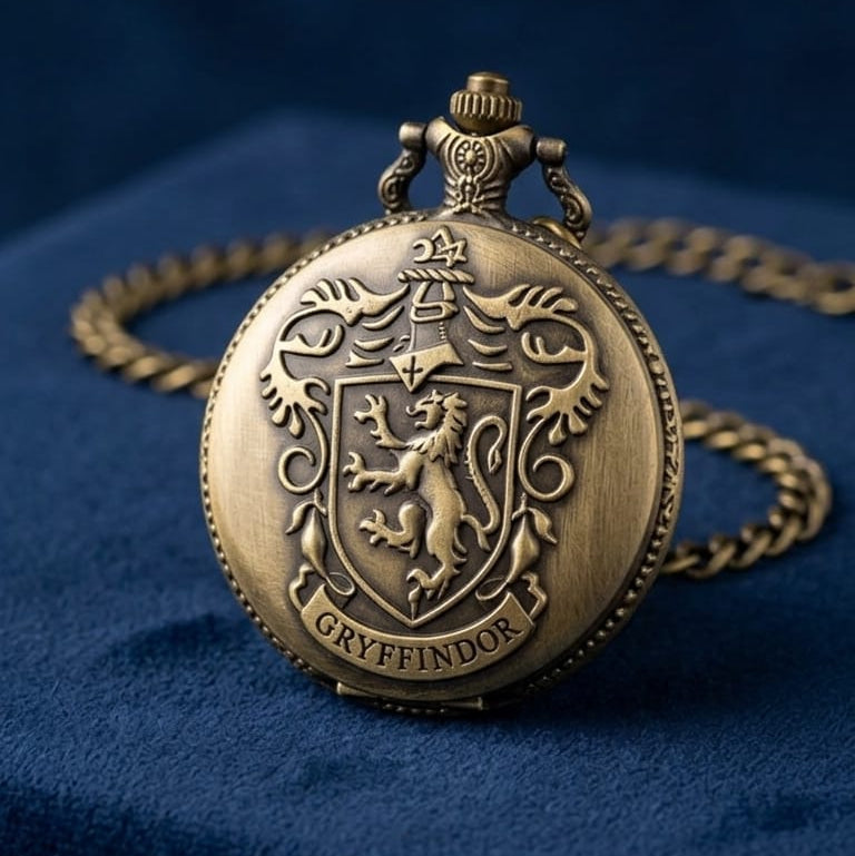 Timeless Vintage Quartz Pocket Watch Keychain - KawaiWorld